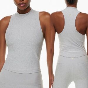 Aritzia Golden SoftWhip Condition Sports Tank Light-support mockneck‎ Built-In M
